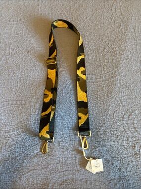 Francesca's Collections Black and Gold Camouflage Adjustable Strap